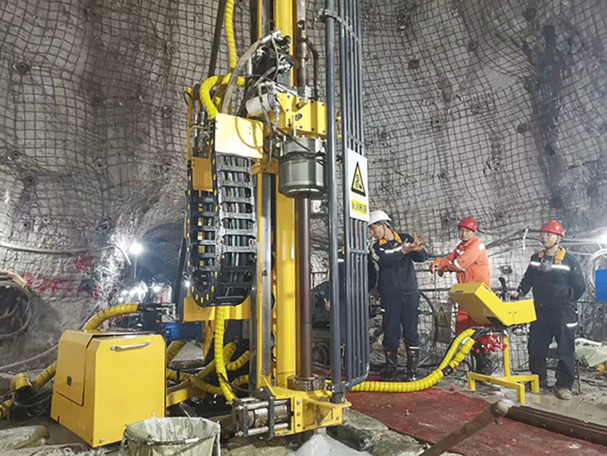 1769854033887688.gif tunnel-drill-rig2.gif